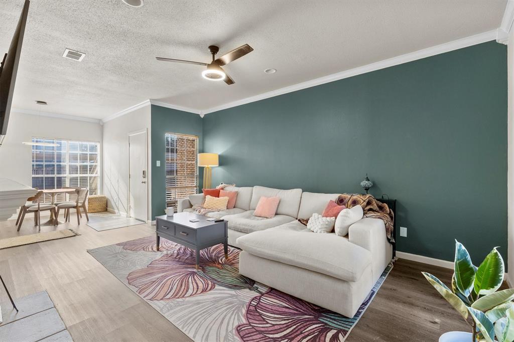 Lakeshore Condo - Residential