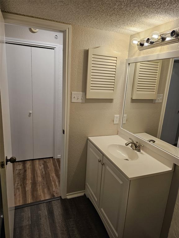 Crestbluff Condo - Residential