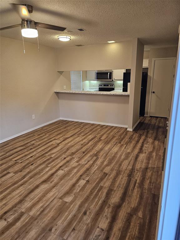 Crestbluff Condo - Residential