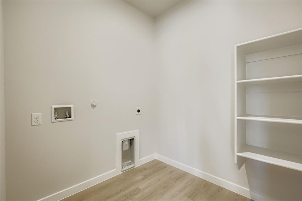 Middlefield Village - Residential