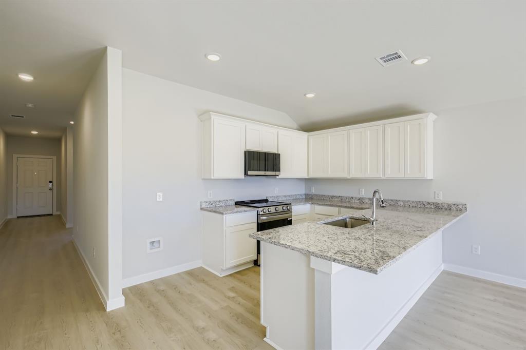 Middlefield Village - Residential