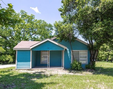901 N Hamlett Street Athens TX 75751
