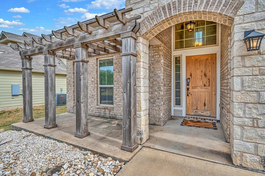 2720 Beutel Road