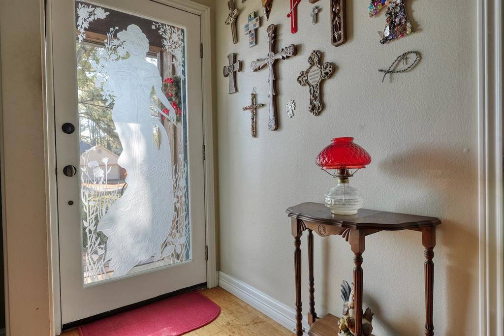 1515 Tanglewood Drive W