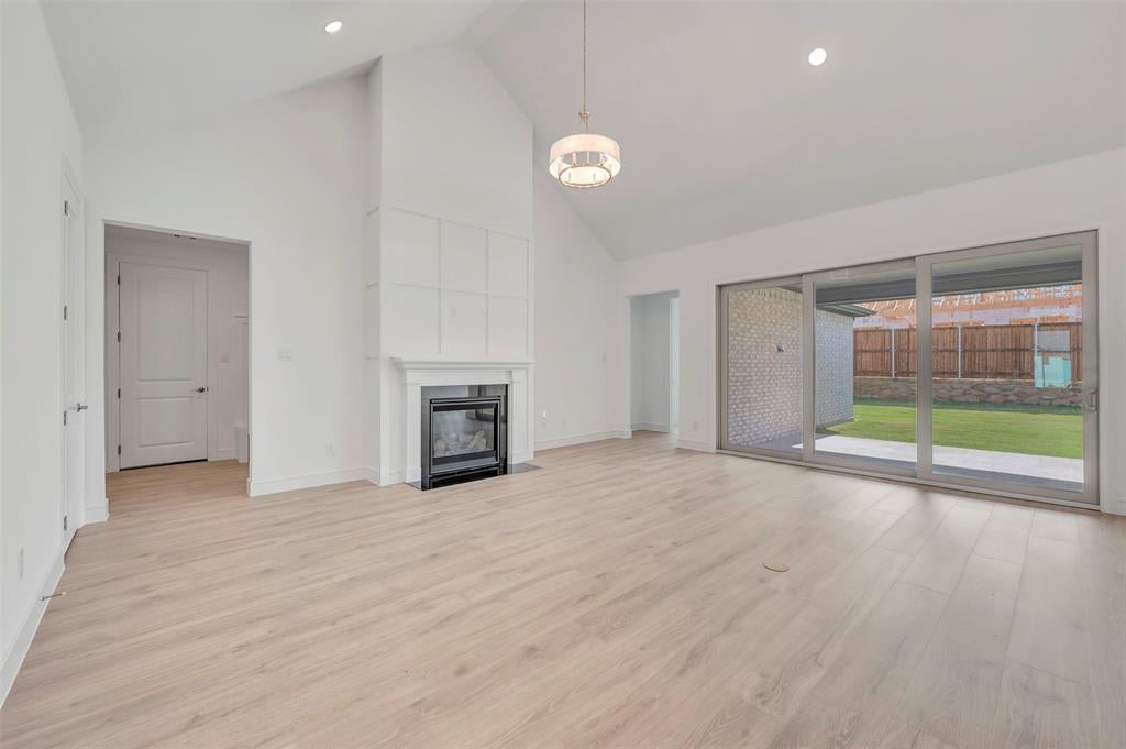 5644 Taylor Trail