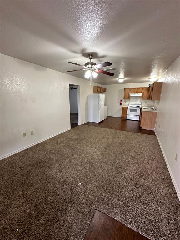 PECAN TRALZ - Residential Lease