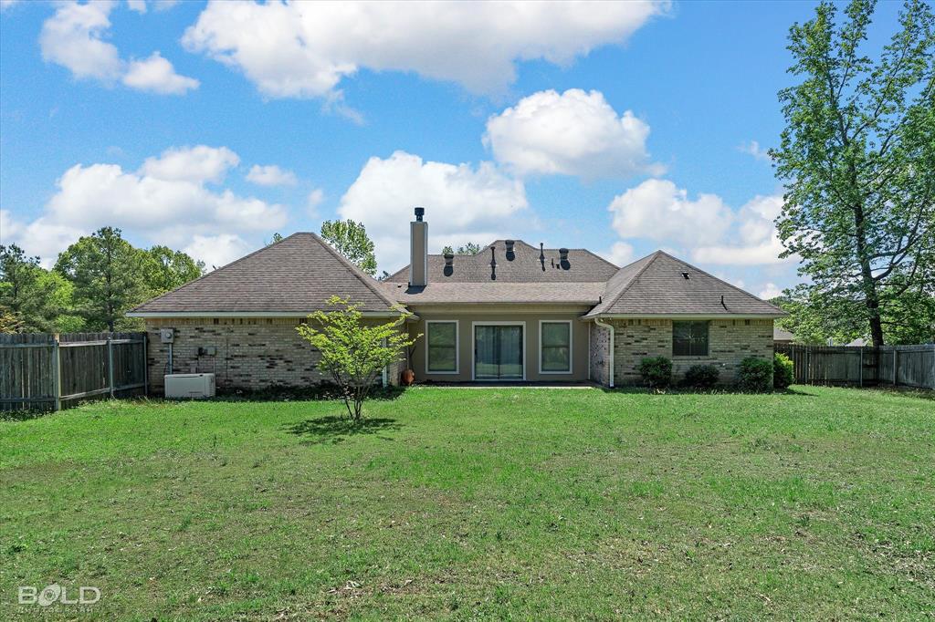 Haughton, Louisiana 71037, United States, 4 Bedrooms Bedrooms, ,3 BathroomsBathrooms,Residential,Pending,105610