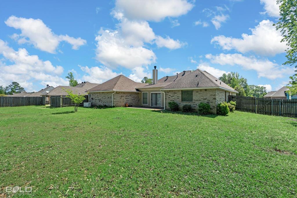 Haughton, Louisiana 71037, United States, 4 Bedrooms Bedrooms, ,3 BathroomsBathrooms,Residential,Pending,105610