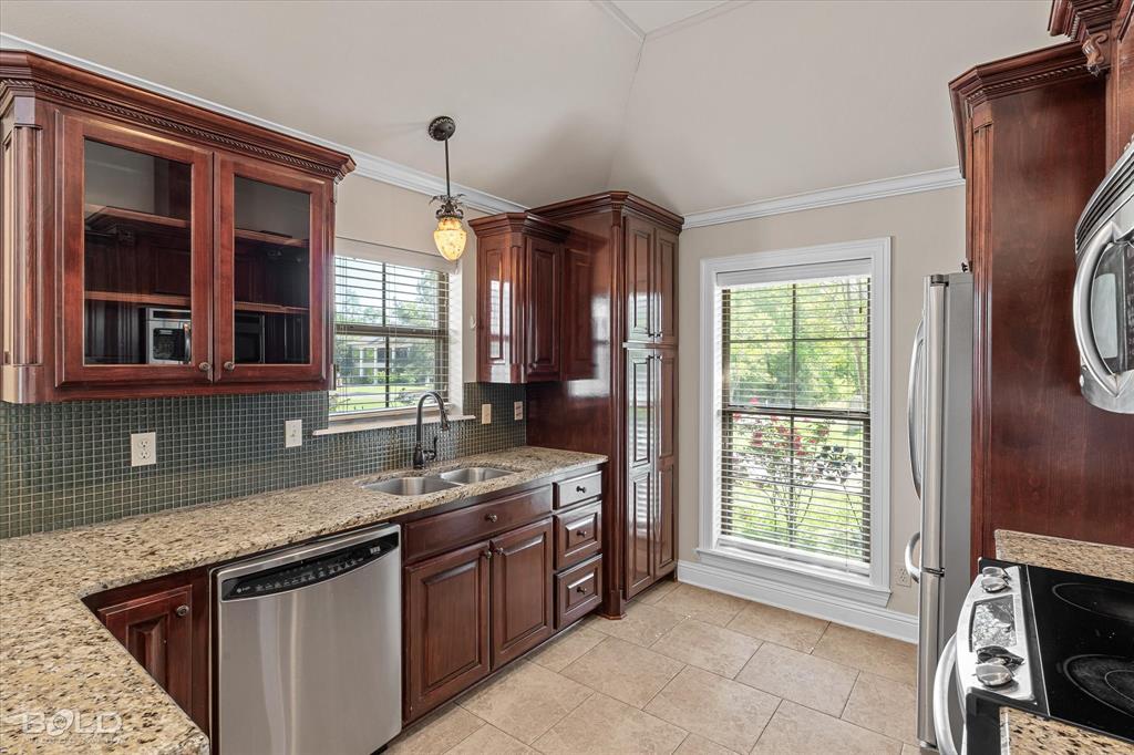 Haughton, Louisiana 71037, United States, 4 Bedrooms Bedrooms, ,3 BathroomsBathrooms,Residential,Pending,105610