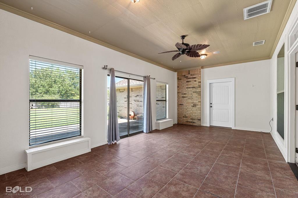 Haughton, Louisiana 71037, United States, 4 Bedrooms Bedrooms, ,3 BathroomsBathrooms,Residential,Pending,105610