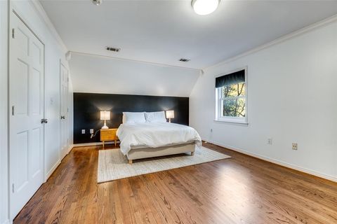 Tiny photo for 4557 Lorraine Avenue, Highland Park, TX 75205 (MLS # 21152237)