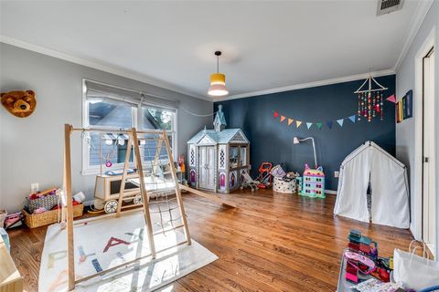 Tiny photo for 4557 Lorraine Avenue, Highland Park, TX 75205 (MLS # 21152237)