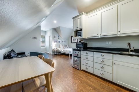 Tiny photo for 4557 Lorraine Avenue, Highland Park, TX 75205 (MLS # 21152237)