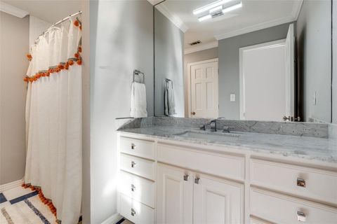 Tiny photo for 4557 Lorraine Avenue, Highland Park, TX 75205 (MLS # 21152237)