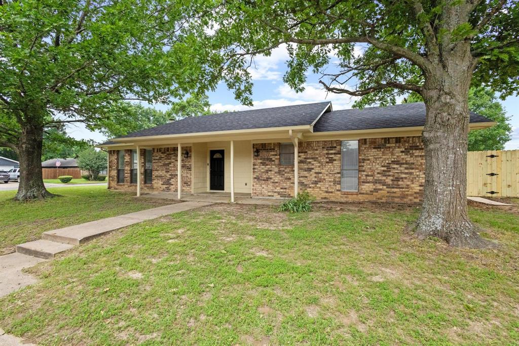 2203 N Village Drive