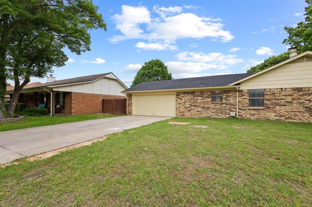 2203 N Village Drive