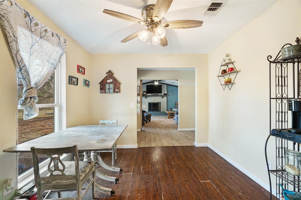 A832 J T SCOTT SURVEY TRACT 8, 5.501 ACRES - Residential