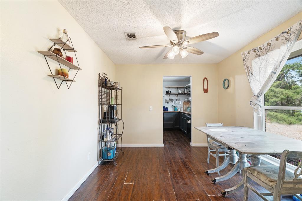 A832 J T SCOTT SURVEY TRACT 8, 5.501 ACRES - Residential