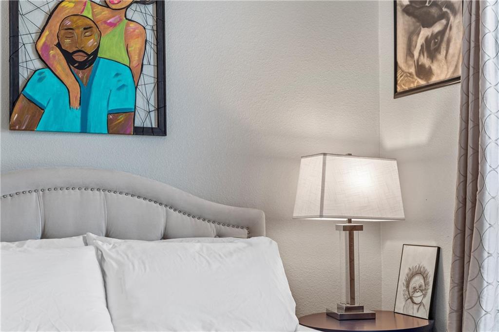 ROSS TR - Residential