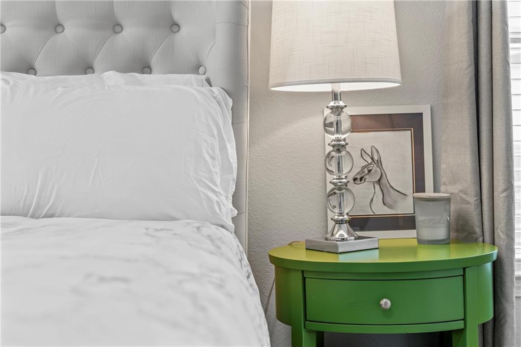 ROSS TR - Residential