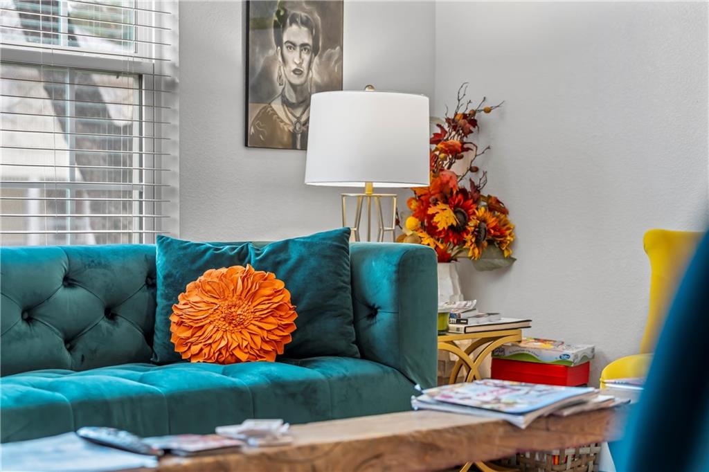 ROSS TR - Residential