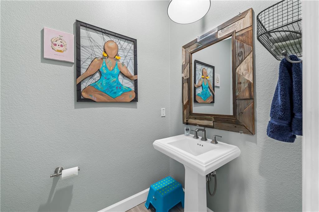 ROSS TR - Residential