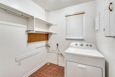 Tiny photo for 5613 Westcreek Drive, Fort Worth, TX 76133 (MLS # 21201015)