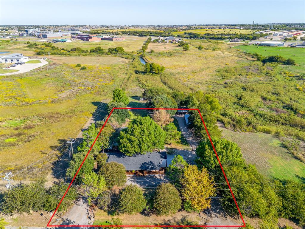7808 County Road 1128