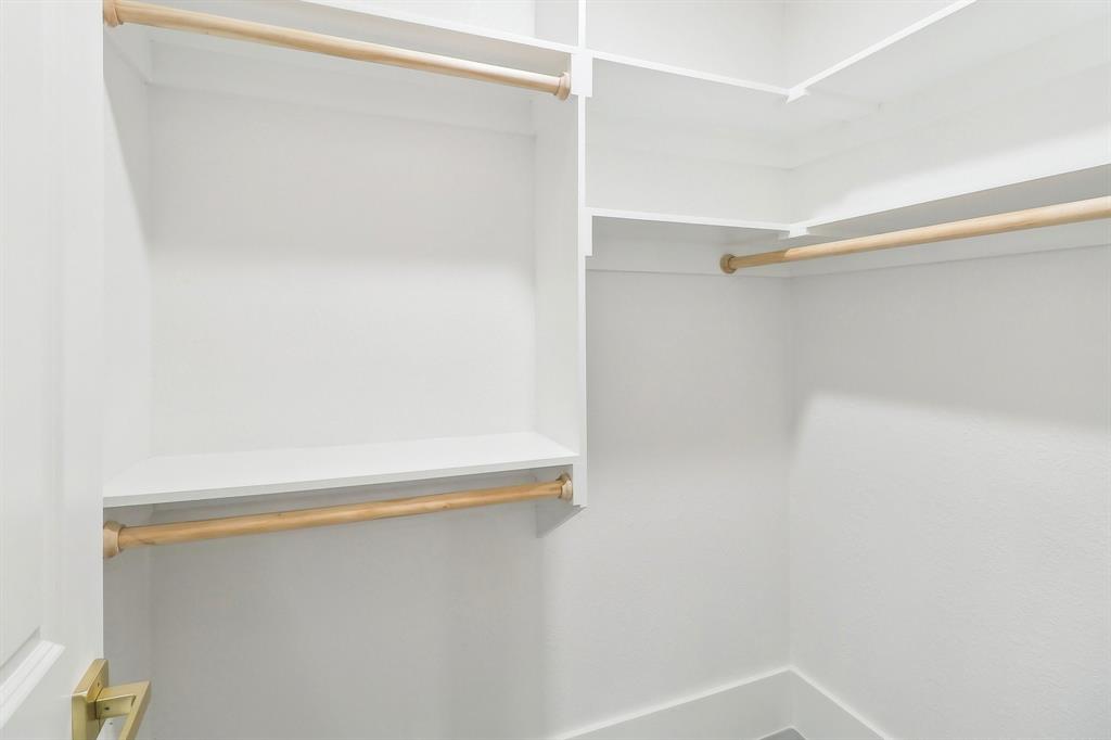 Ridgewood Park Rev - Residential Lease