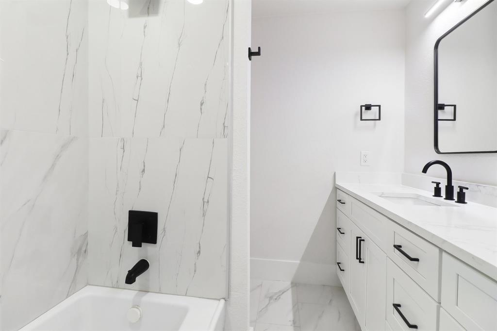 Ridgewood Park Rev - Residential Lease