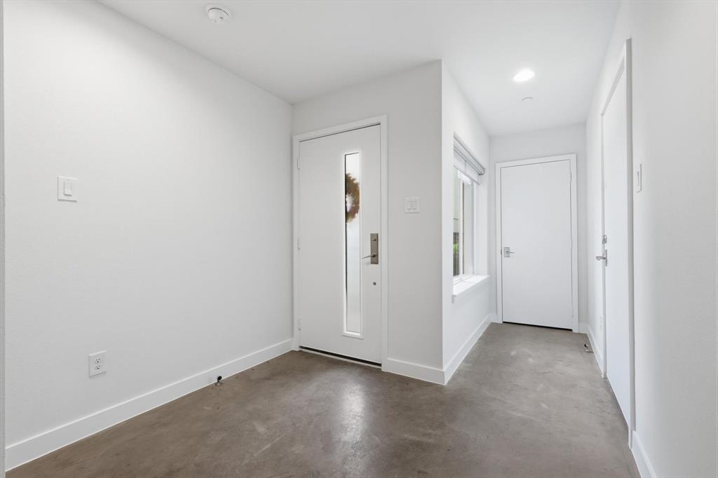 2111 Bennett Avenue 30