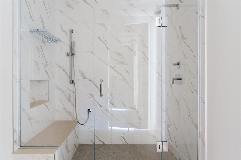 PARKSIDE CONDOMINIUM - Residential