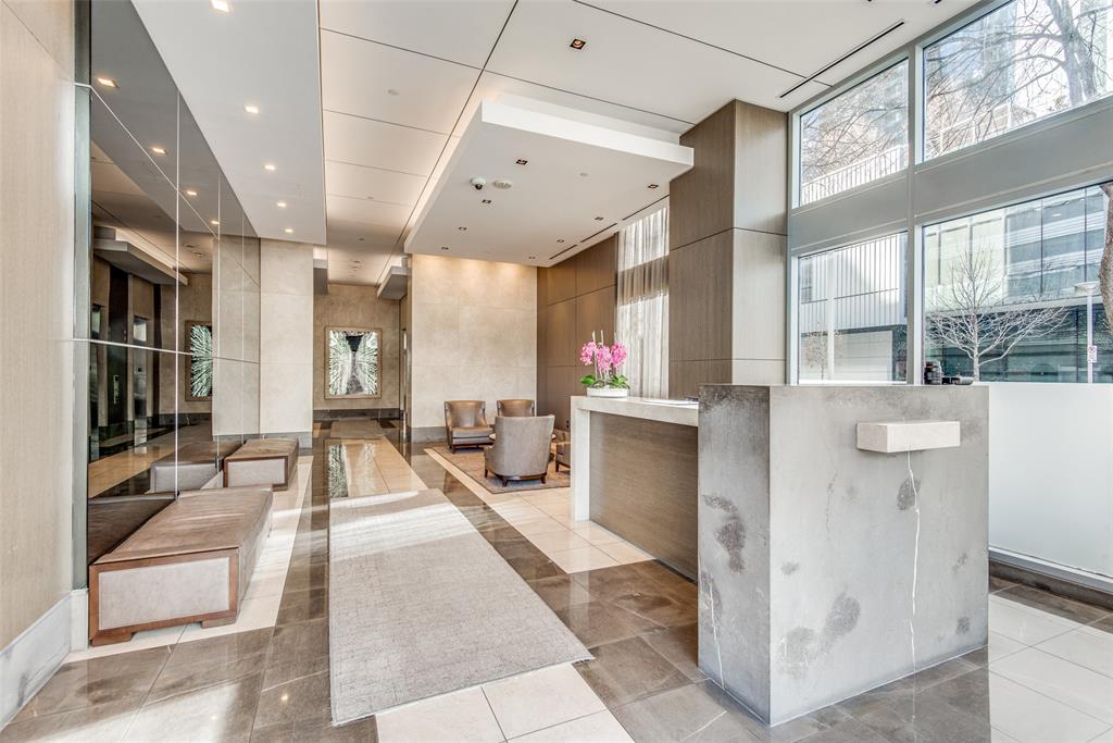 PARKSIDE CONDOMINIUM - Residential