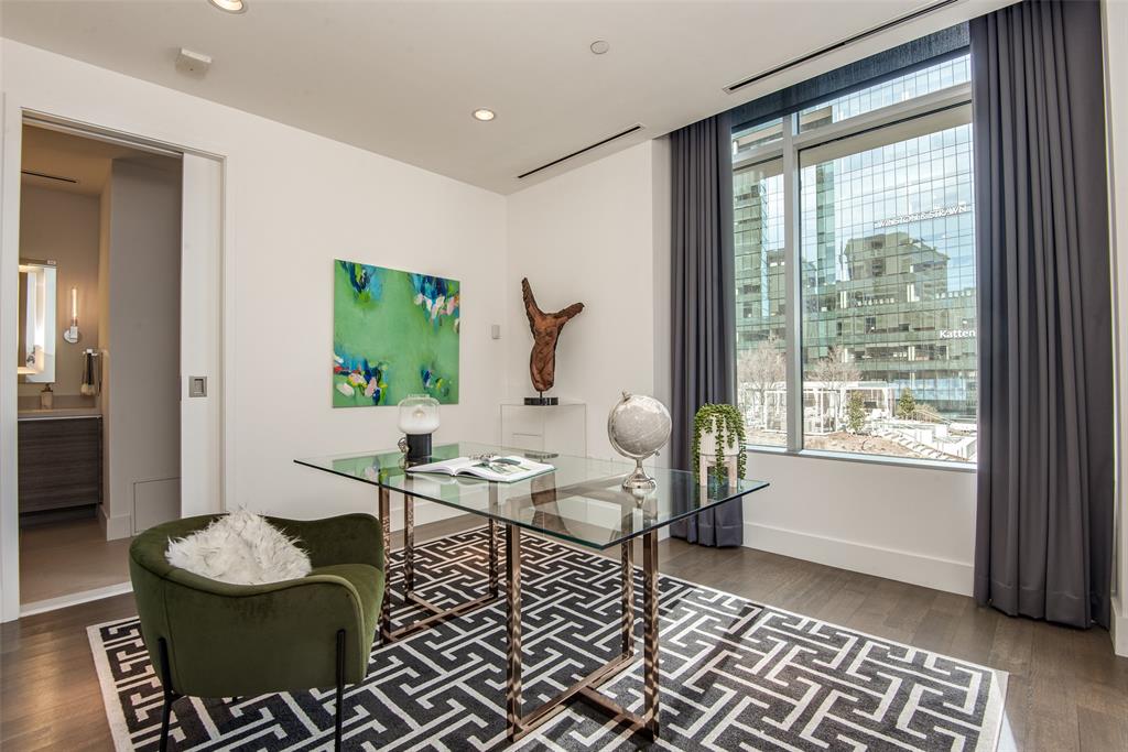 PARKSIDE CONDOMINIUM - Residential