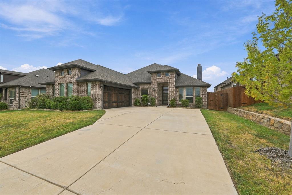 3010 Holland Lane