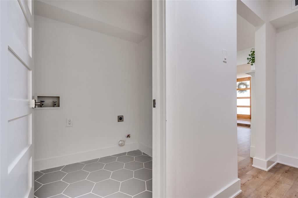 Prestonwood - Residential