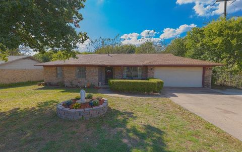 623 Hill City Drive Duncanville TX 75116