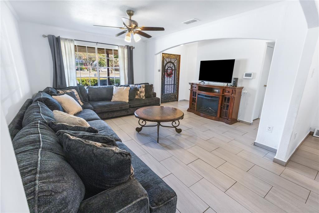 623 Hill City Drive