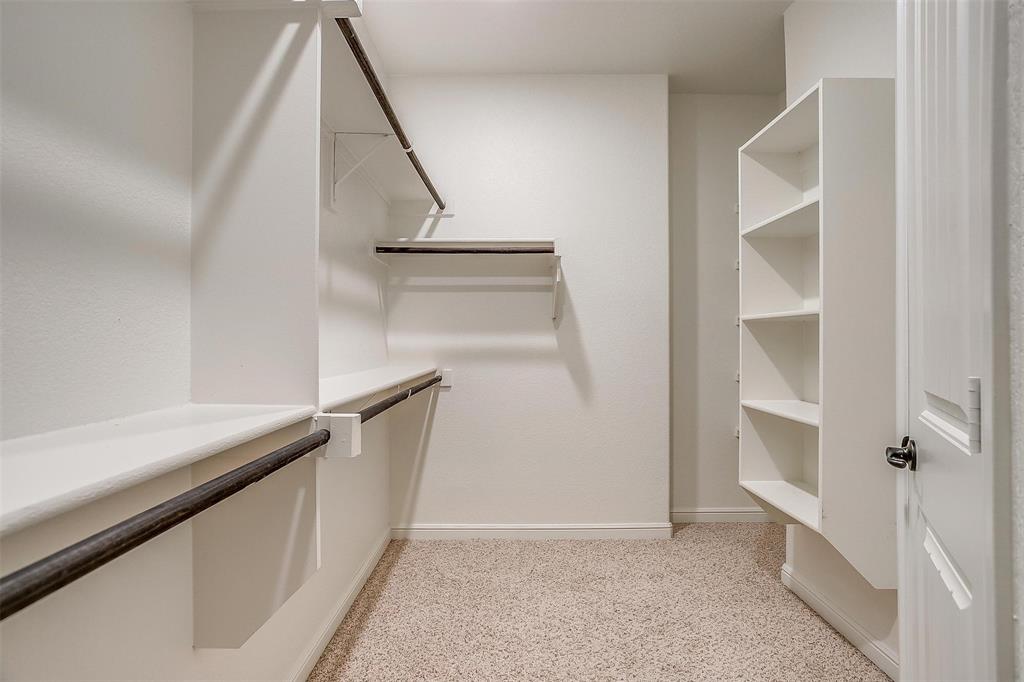 Hawthorns Mdws - Residential Lease