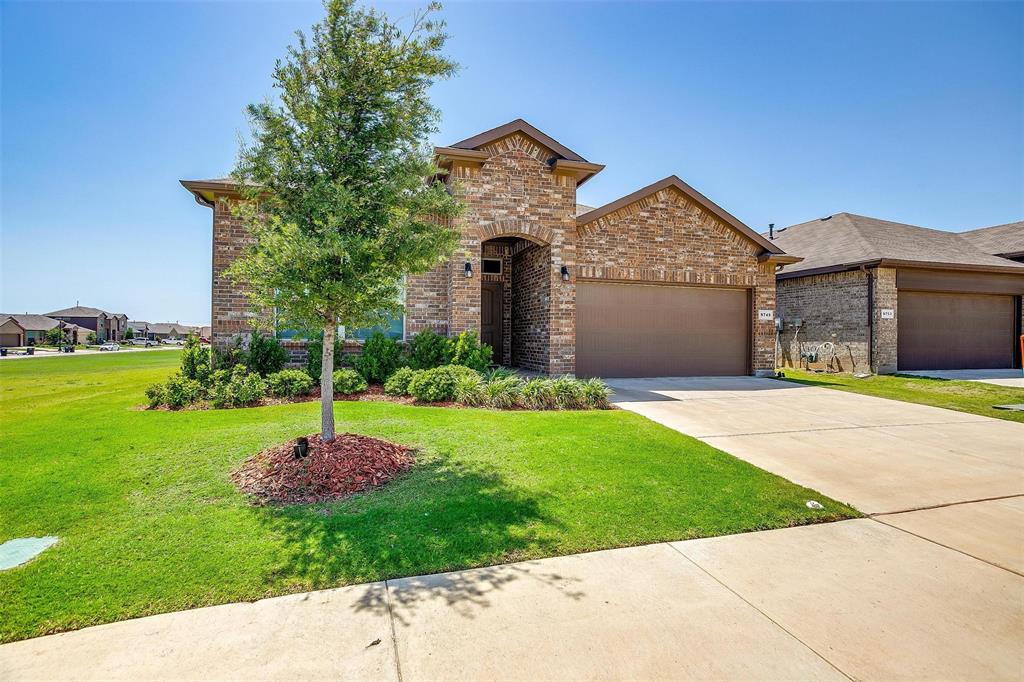 Hawthorns Mdws - Residential Lease