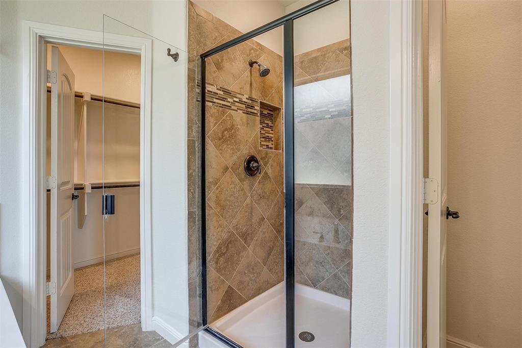 Hawthorns Mdws - Residential Lease