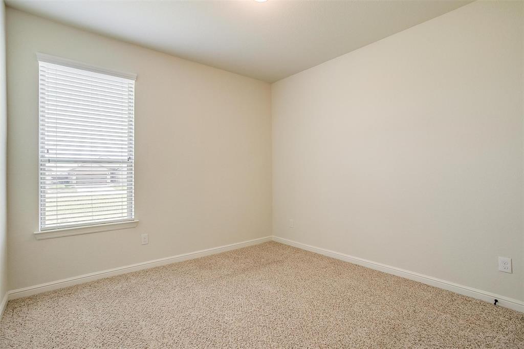 Hawthorns Mdws - Residential Lease