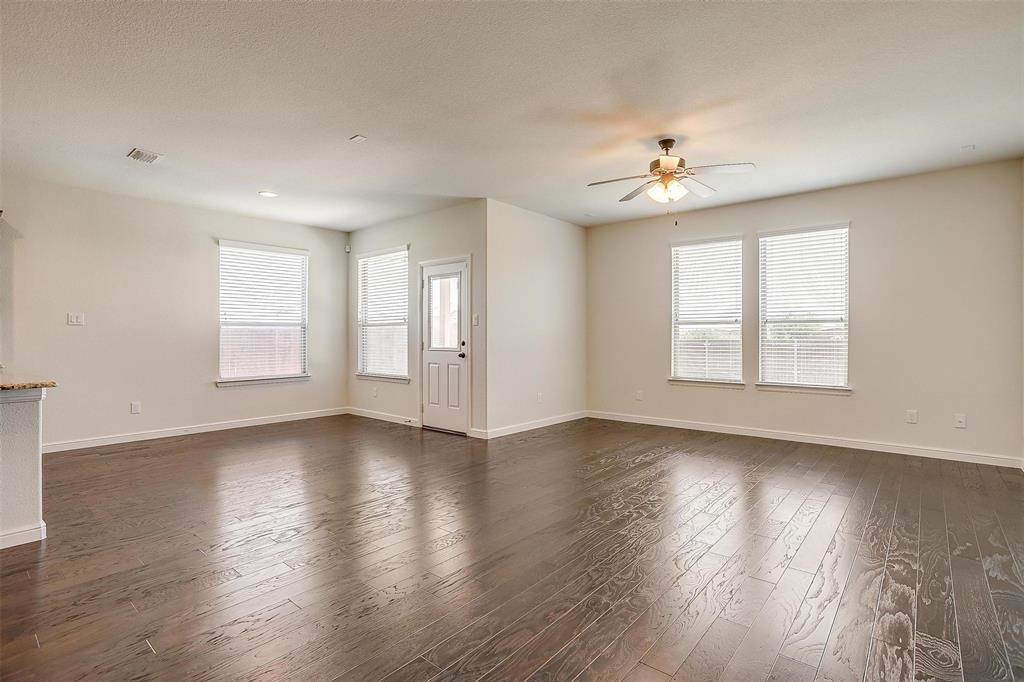 Hawthorns Mdws - Residential Lease