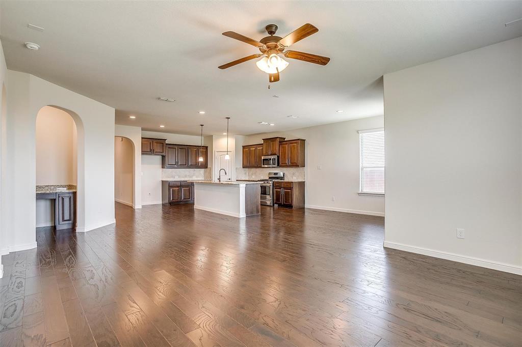 Hawthorns Mdws - Residential Lease