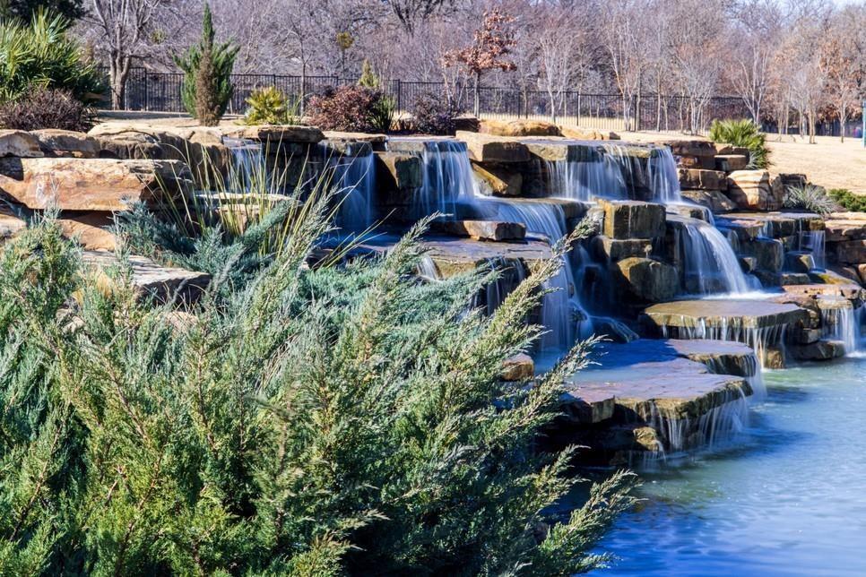 2416 Springhill Avenue