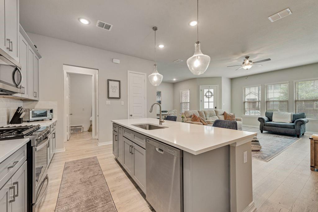 Lakeshore Terrace - Residential