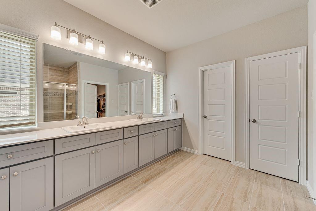 Lakeshore Terrace - Residential