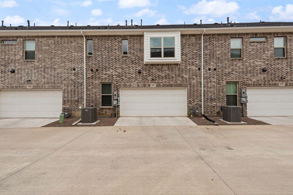 Lakeshore Terrace - Residential