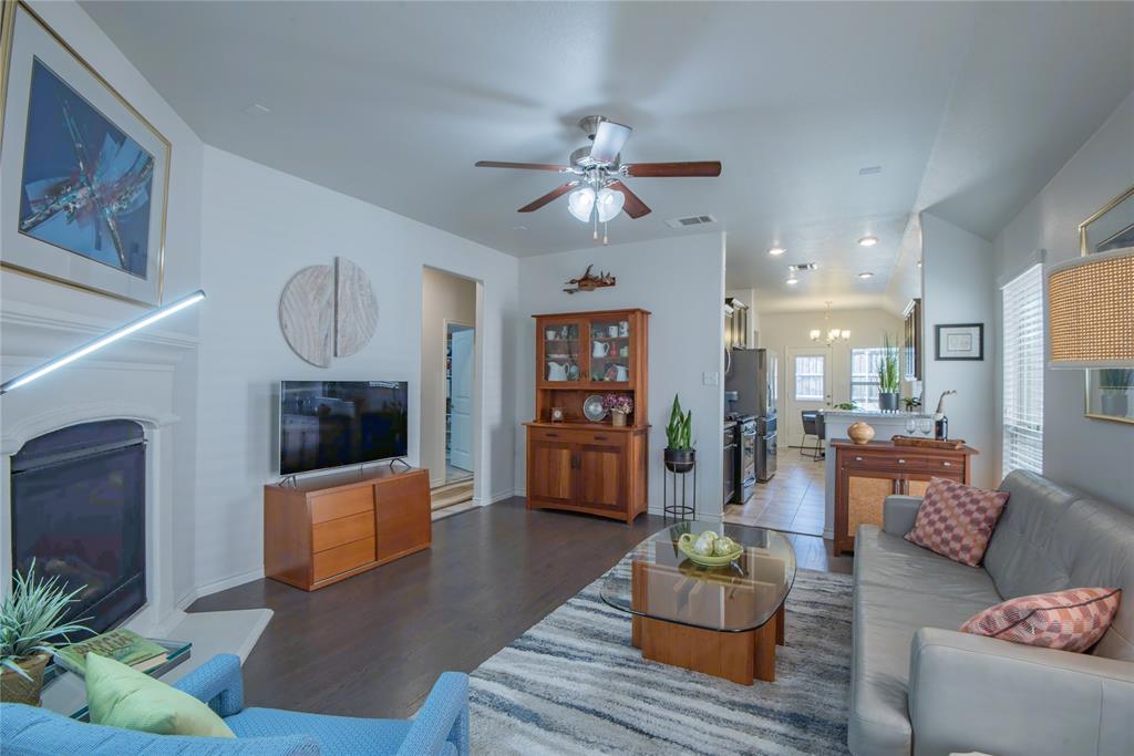 705 Blue Teal Place