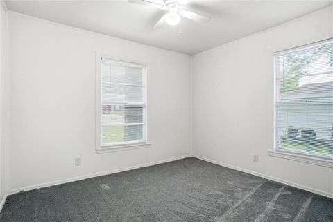Tiny photo for 335 Freeman Street, Mesquite, TX 75149 (MLS # 21238721)